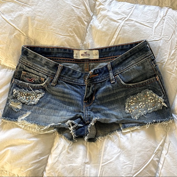 Hollister Y2K Low-Rise Denim Shorts – Distressed, Gem-Studded, Size 24 - Picture 1 of 2